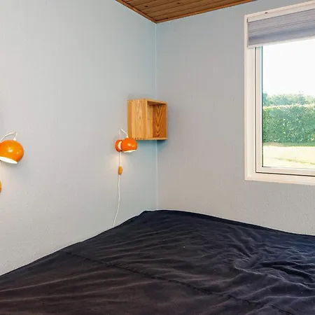 4 Person In * Allingåbro